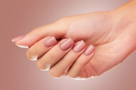 Victoria Vynn Mega Base Cover Tan Hybrid Base für Overlay 8 ml