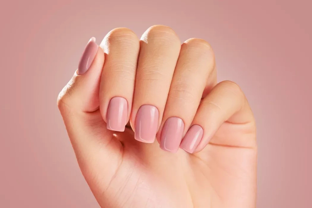Victoria Vynn Mega Base Cover Natural Hybrid Base für Overlay 8 ml