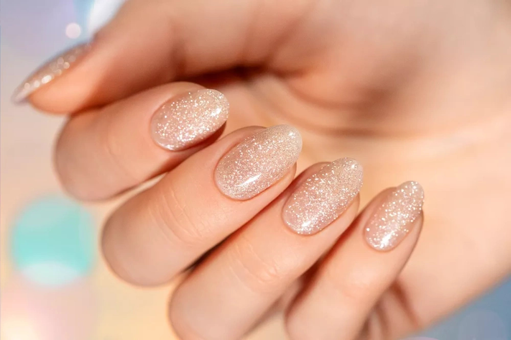 Victoria Vynn Hello Base Ciao Lumi Hybrid Base für Overlay 8 ml
