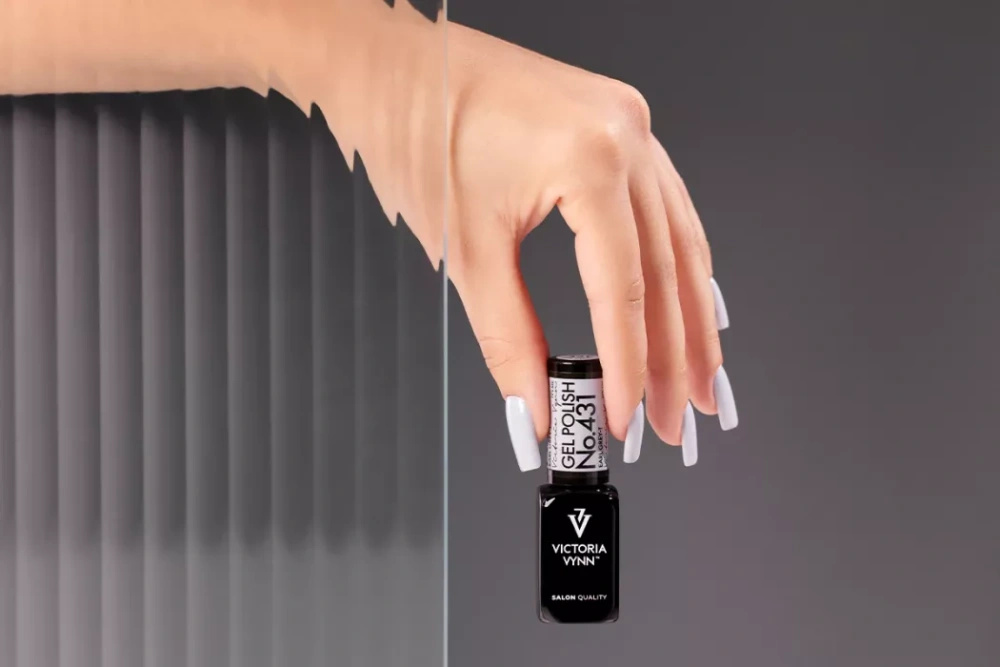 Victoria Vynn Gel Polish Color 431 Earl Grey-t Hybrid-Lack 8 ml