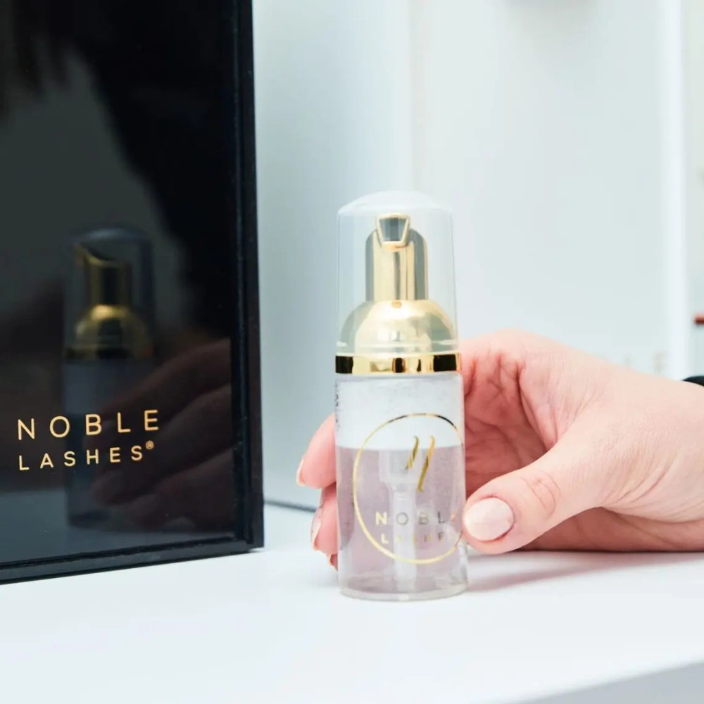 Noble Lashes Schäumendes Wimpernshampoo Behälter 30 ml