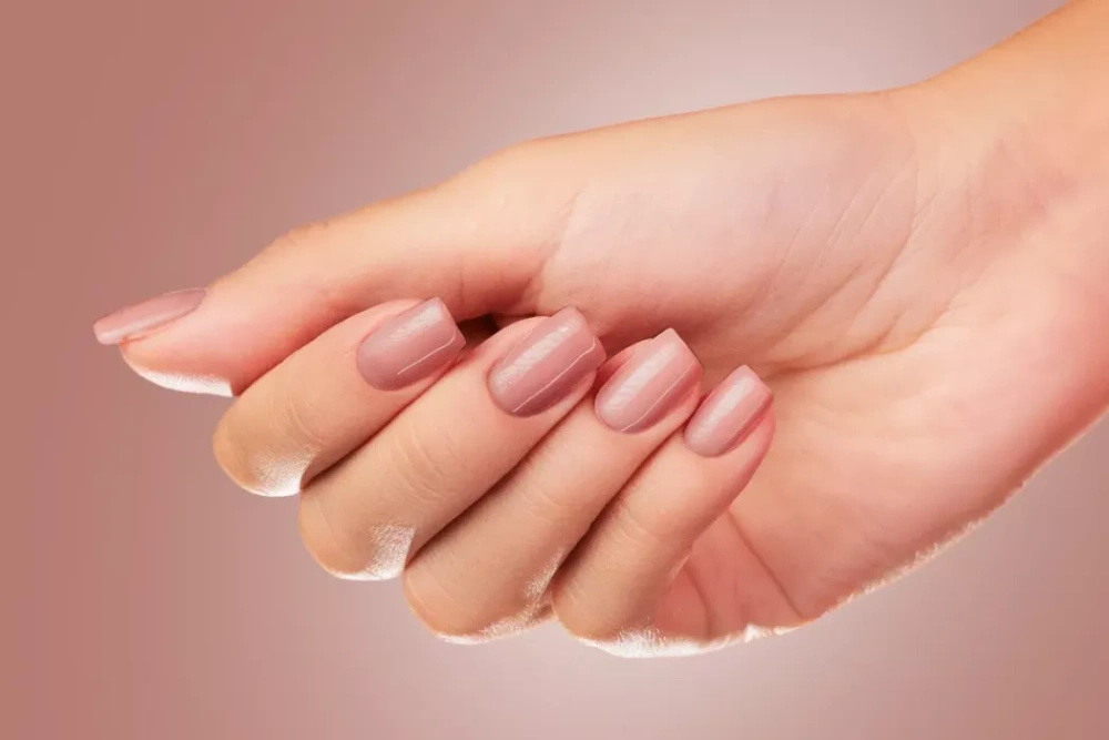 Victoria Vynn Mega Base Cover Tan Hybrid Base für Overlay 8 ml