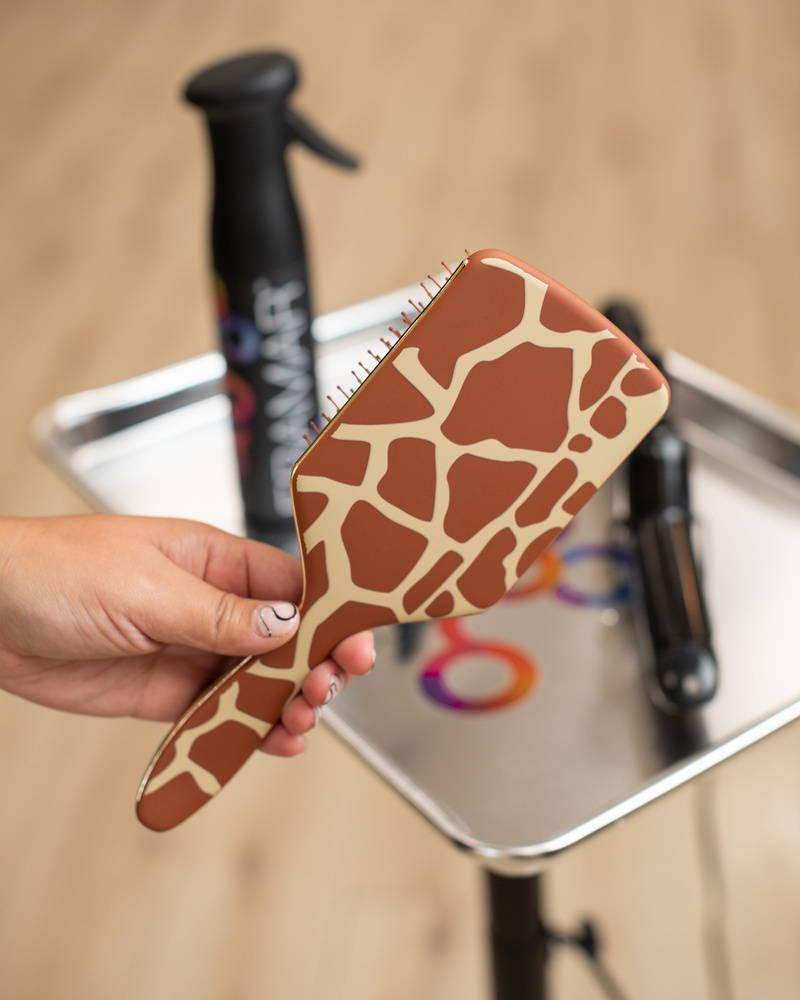 Framar You Bet Giraffe – Flache Entwirrbürste in Giraffenform